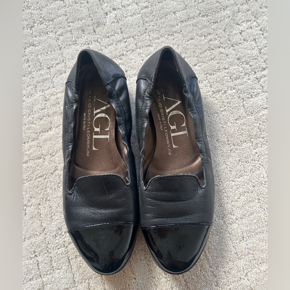 AGL Black Patent Leather Flats - Picture 1 of 4